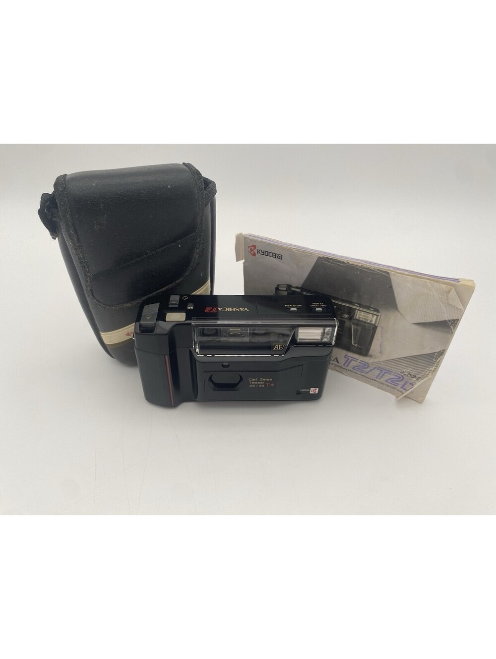 Kyocera Yashica T2 Carl Zeiss Tessar Black Film Camera w/ Case & Manual